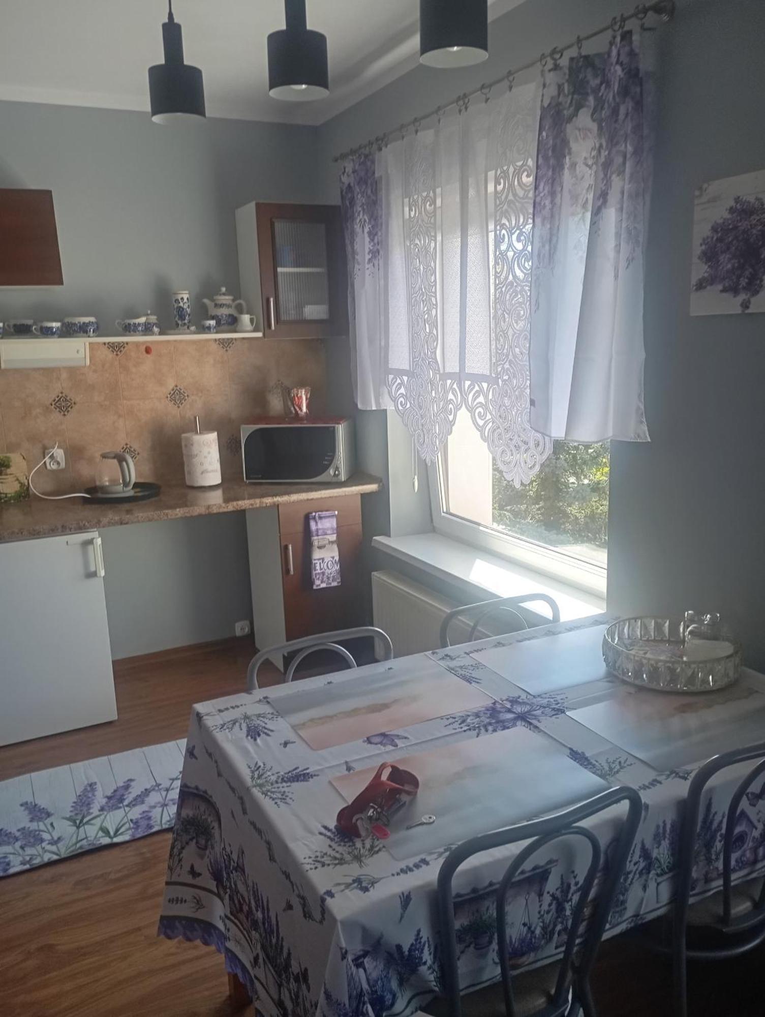 Pokoje Goscinne Surfinia Danzica Esterno foto